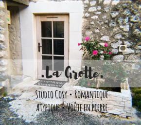  La Grotte  Ля Гард-Адемар